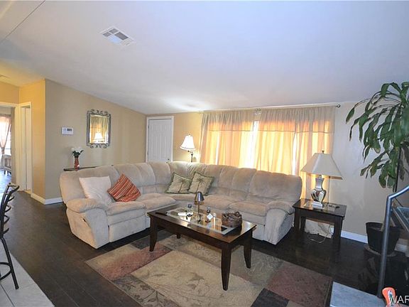 4th image of 639 Terrace Dr