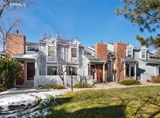 6877 Los Reyes Cir, Colorado Springs, CO 80918
