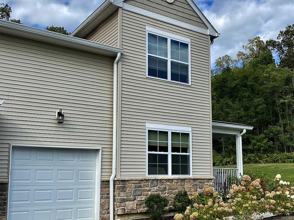 1st image of 214 HUDSON View