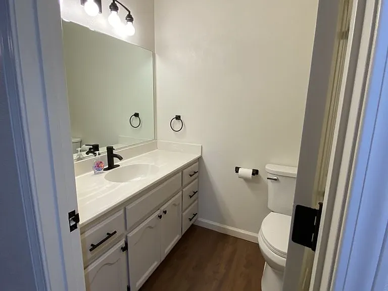 3044 Austin Ln — Photo 7