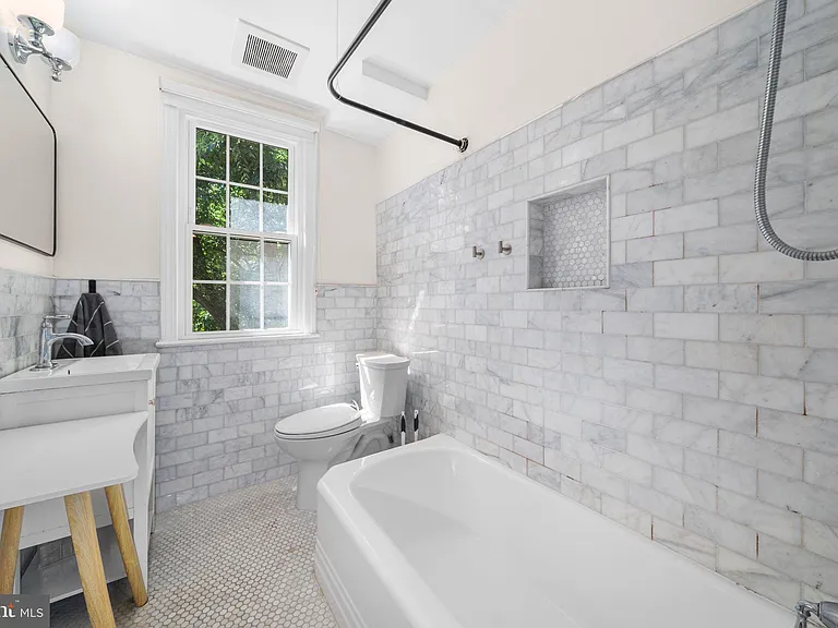2720 Ordway St NW #3 — Photo 18