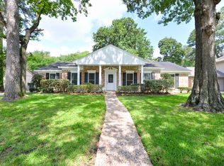 5818 Pine Arbor Dr, Houston, TX 77066