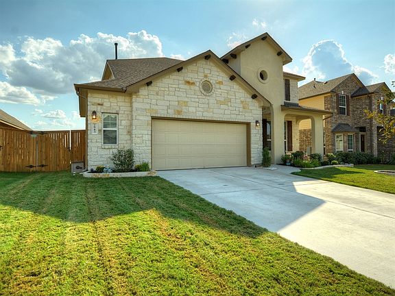 2nd image of 2943 Angelina Dr