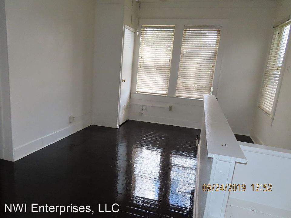 2nd image of 3205 Helms St #2514