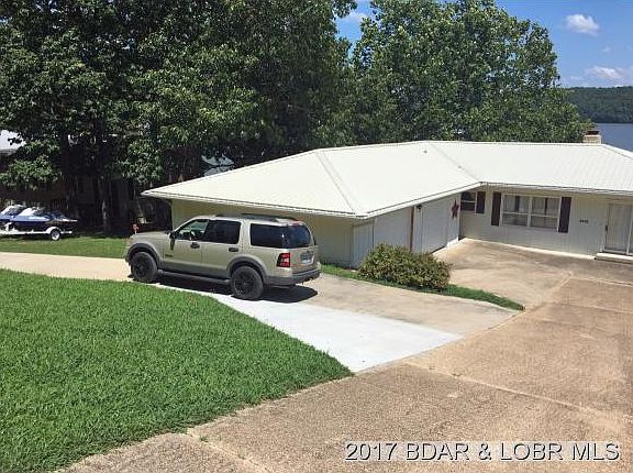 4th image of 1470 Triple Cove Ln