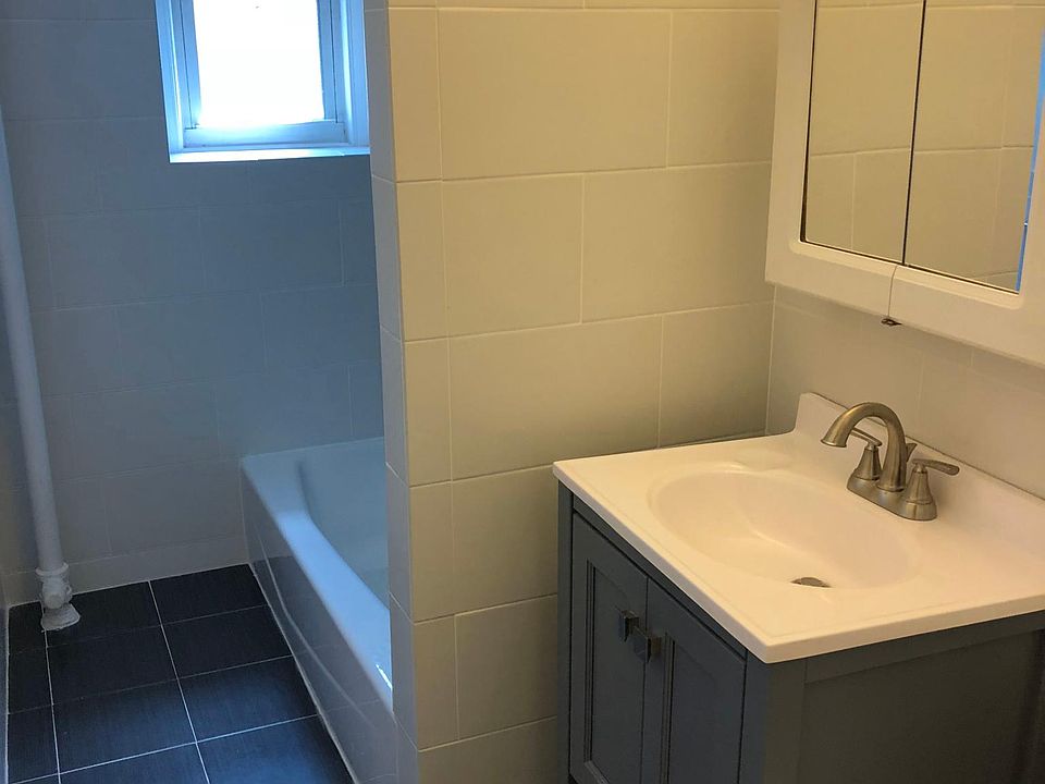 1st image of 7513 Fort Hamilton Pkwy #4