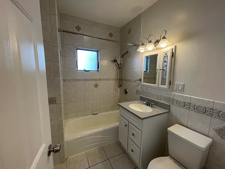 24 Frederick Ave #24 — Photo 11