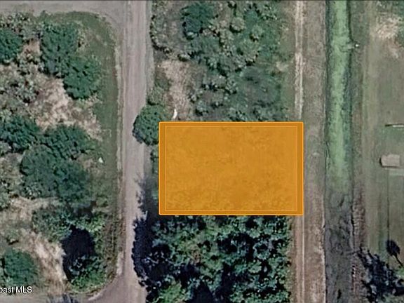 2nd image of 2041 Day Ave SW