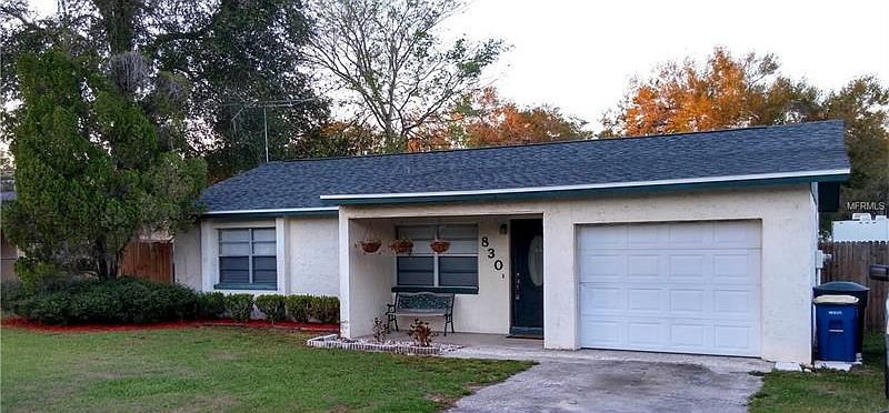 1st image of 830 N Oakwood Loop