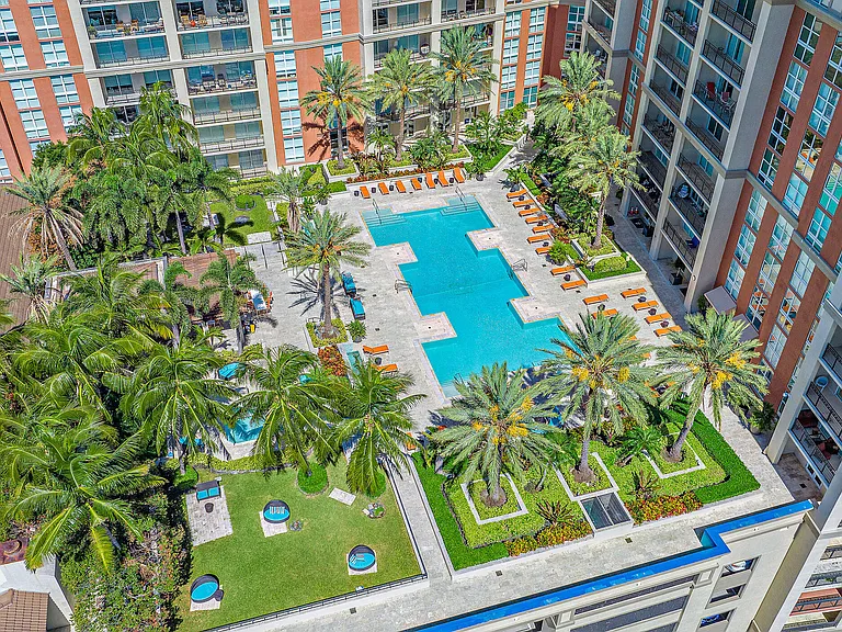 550 Okeechobee Blvd #1615 — Photo 36
