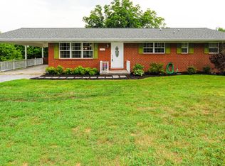 1324 Tuckaleechee Trl, Maryville, TN 37803