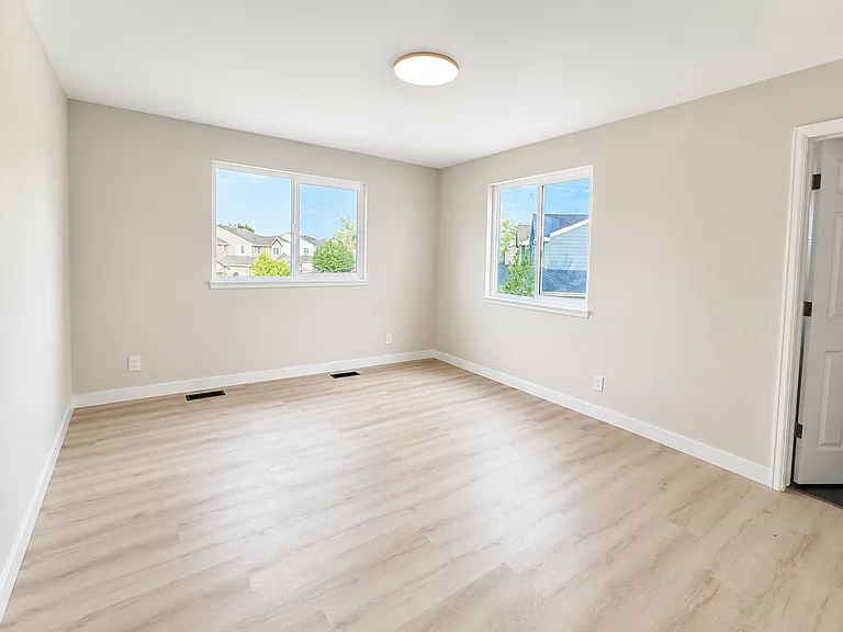 10595 Milwaukee St — Photo 24