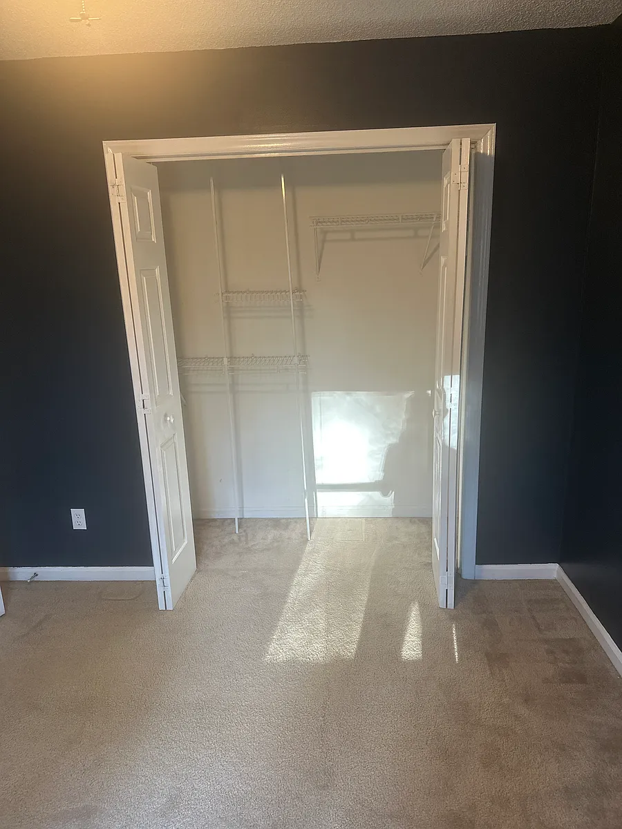 Building Photo - 6101 Powder Horn Ct