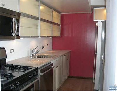 2nd image of 7004 Boulevard East APT 16k