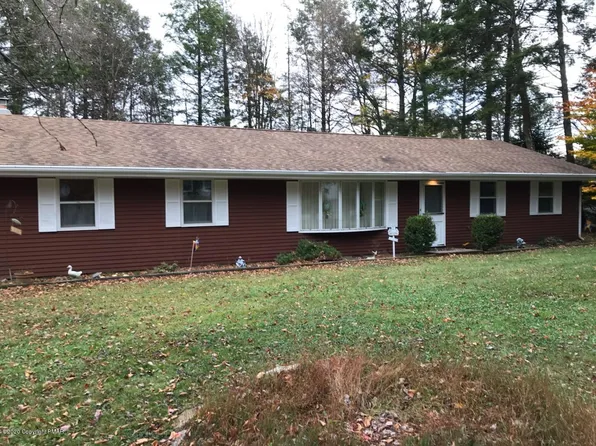 68 Holiday Dr, Albrightsville, PA 18661