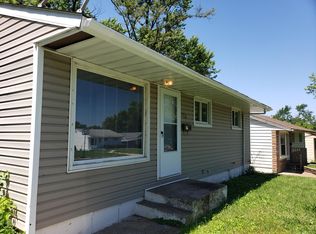 146 Grampian Rd, Saint Louis, MO 63137