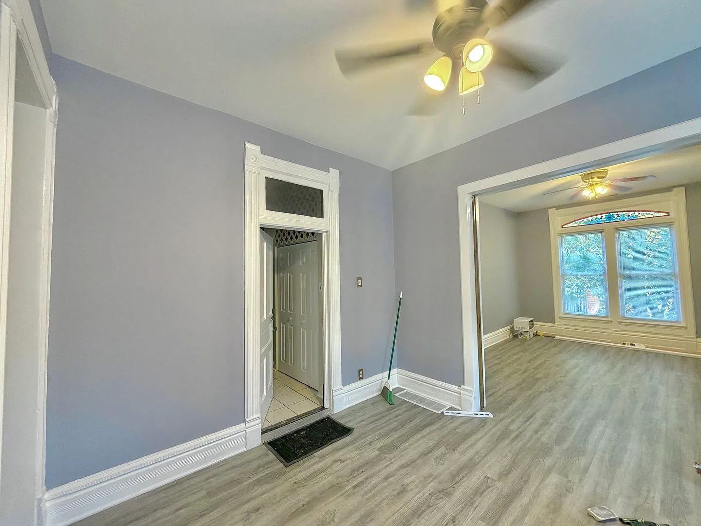 3 bed, 1200 sqft, $2,200 — Photo 4