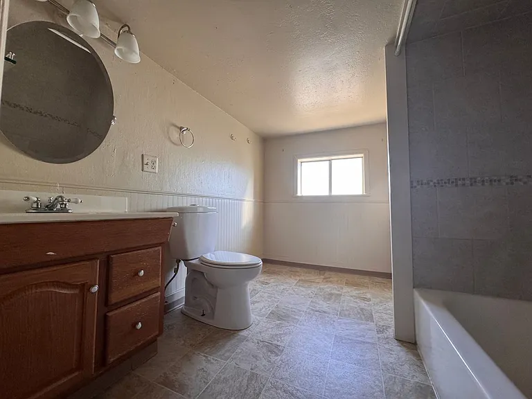 224 Maple St — Photo 10