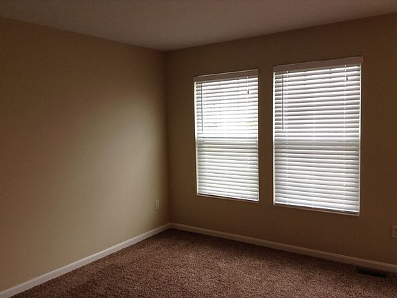 2nd image of 5517 Windsor Ct