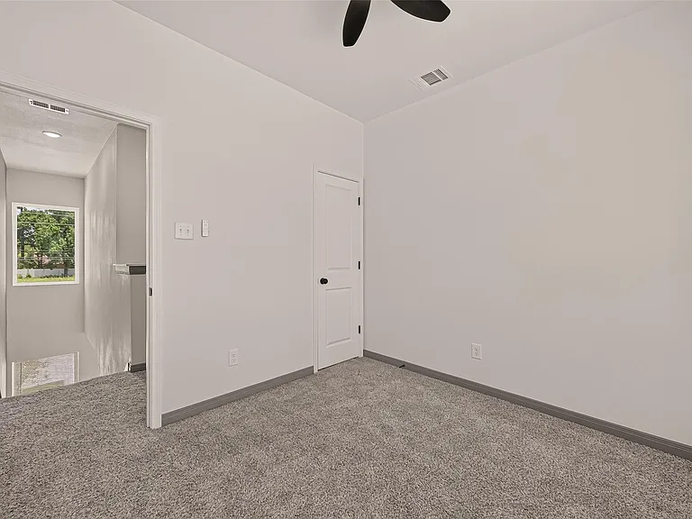 8306 Tidwell Rd #B — Photo 12