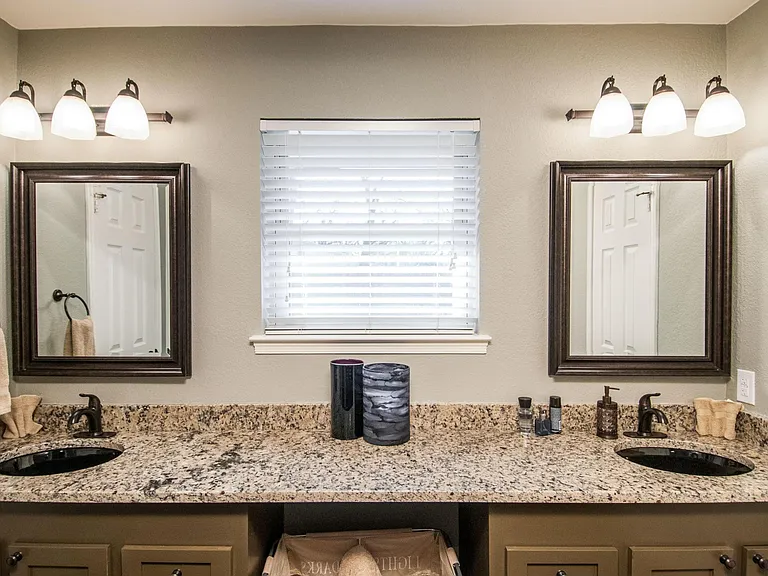 2947 Southridge Dr — Photo 11