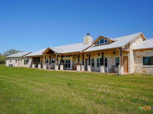 5411 N State Highway 95, Flatonia, TX 78941