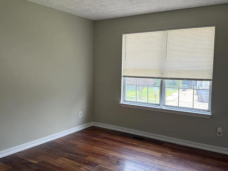 706 Woodbridge Center Way — Photo 12