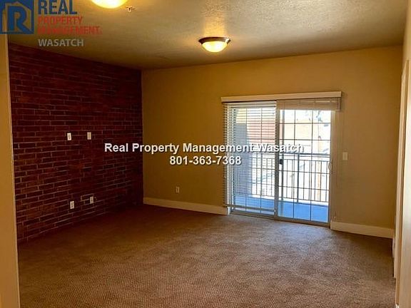 5th image of 170 E Belmont Ave APT 24