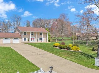 130 Hall Rd, Aliquippa, PA 15001