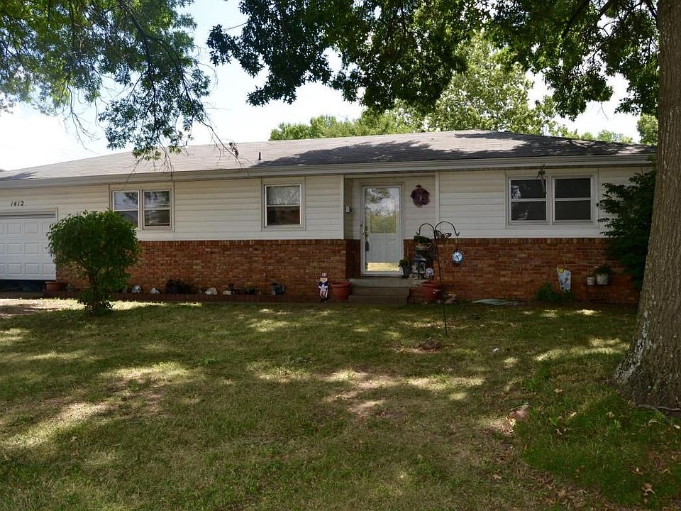 1st image of 1412 S Luster Ave