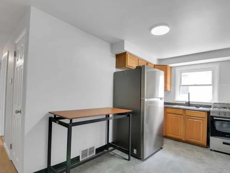 309 Montgomery Ave #A — Photo 2