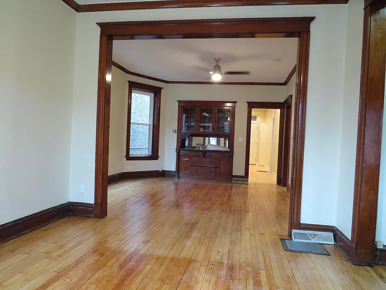 2504 N Richmond St #1 — Photo 7