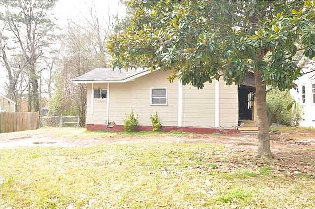 2nd image of 2893 Greenview Dr