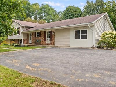 11175 Hillside Dr, Pavilion, NY, 14525