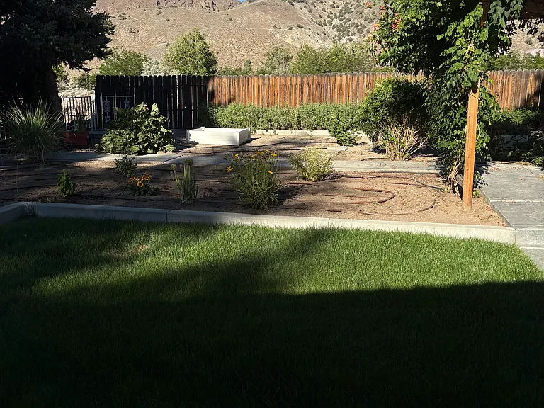 5100 Sleepy Hollow Dr — Photo 16
