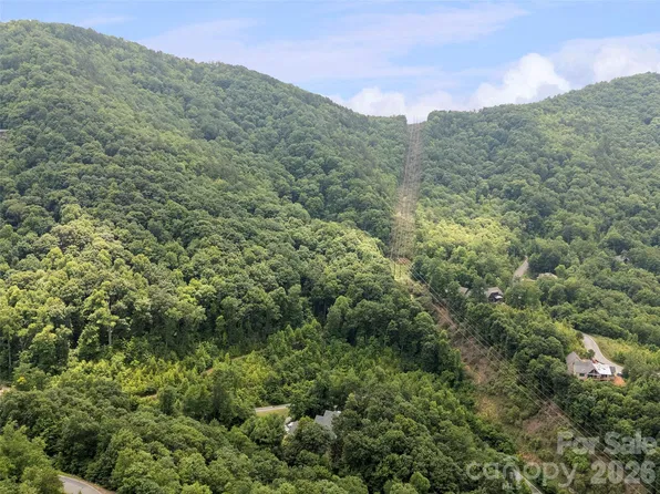 99 Settings Blvd #3-A-12, Black Mountain, NC 28711