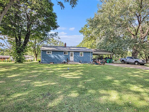 5th image of 2262 Warren Rd