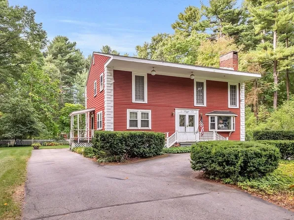 51 Whipple Rd, Billerica, MA 01821