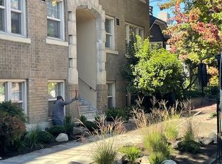 415 10th Ave E #2, Seattle, WA 98102