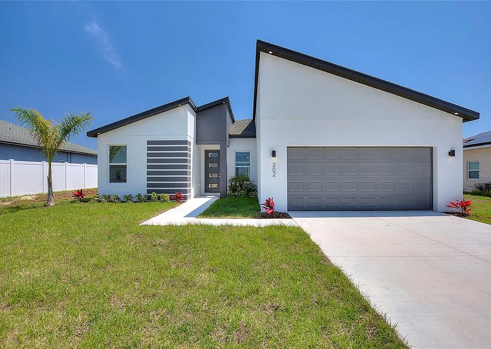 302 Elderberry Ct