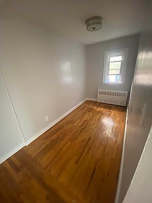 5th image of 309 W 20th St #3