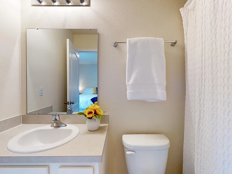66 Pomona Way — Photo 17