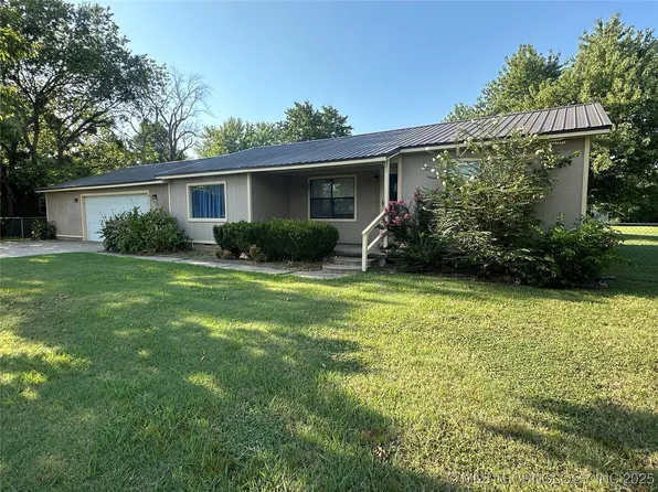 2012 Nebraska St, Muskogee, OK 74403