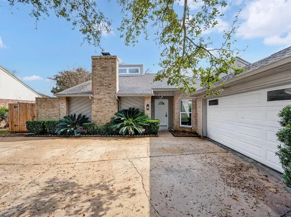 12303 Shelwick Dr, Houston, TX 77031