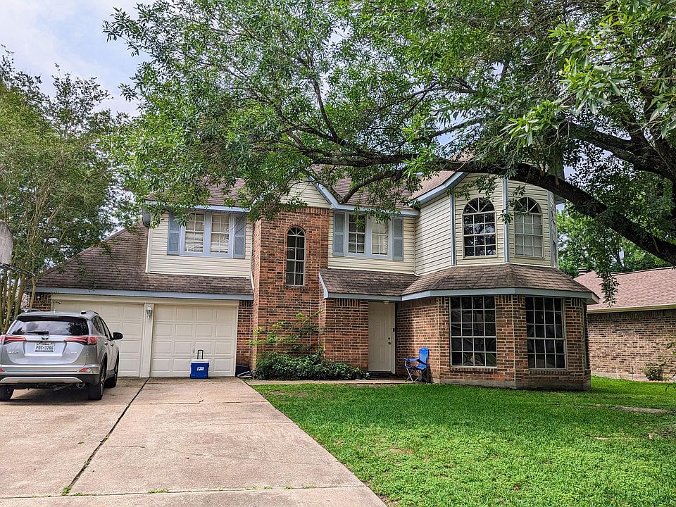 1st image of 15215 Yorkpoint Dr