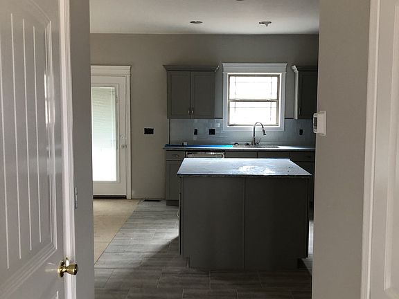 3rd image of 8 Morningwood Lot 8