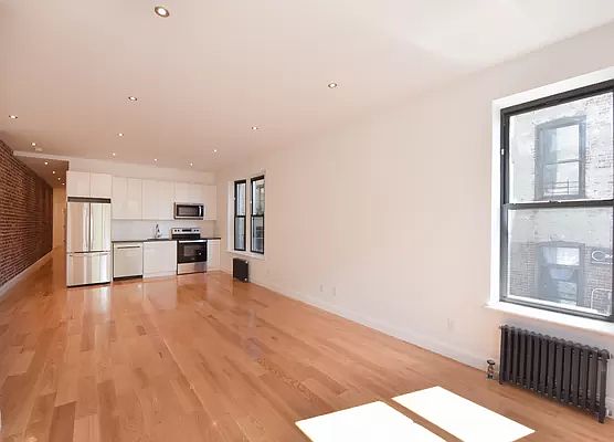 1st image of 640 W 139th St #8