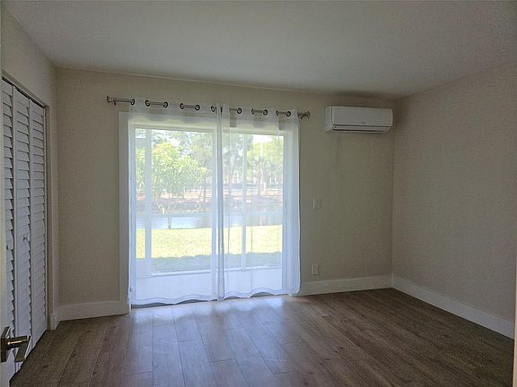 5th image of 235 Durham F #235