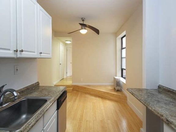 3rd image of 118-60 Metropolitan Ave #4L