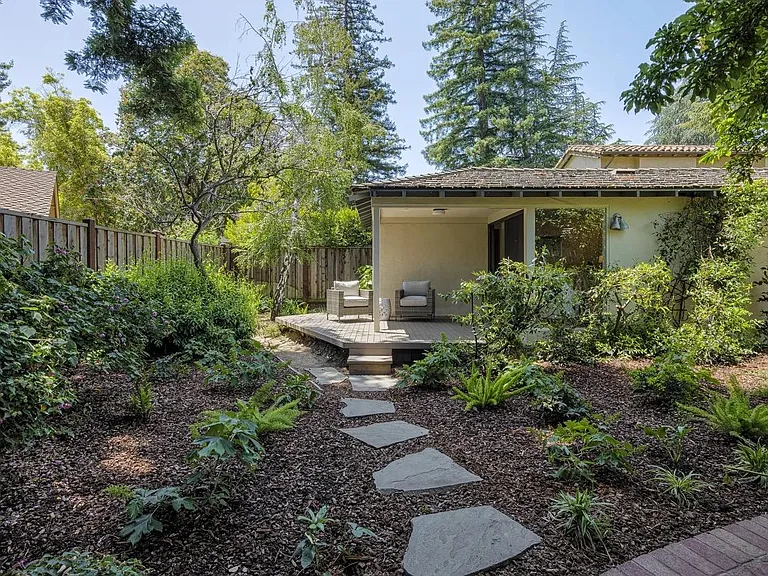 620 Lowell Ave — Photo 26